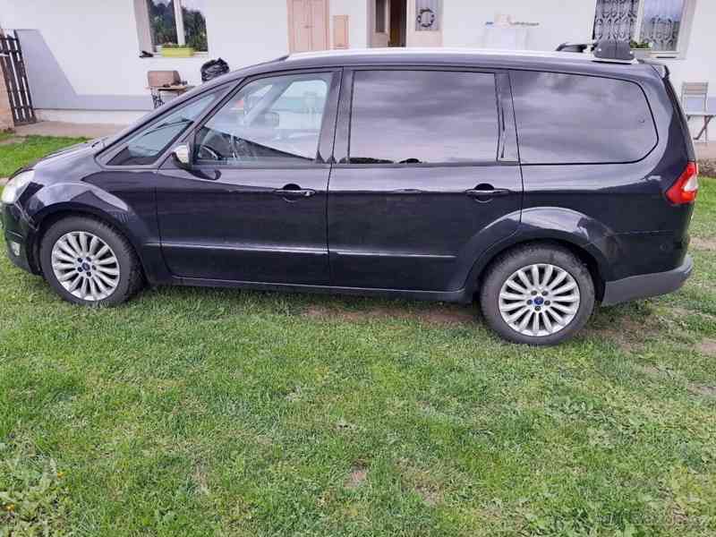 Ford Galaxy 2,0 Business Plus - foto 26