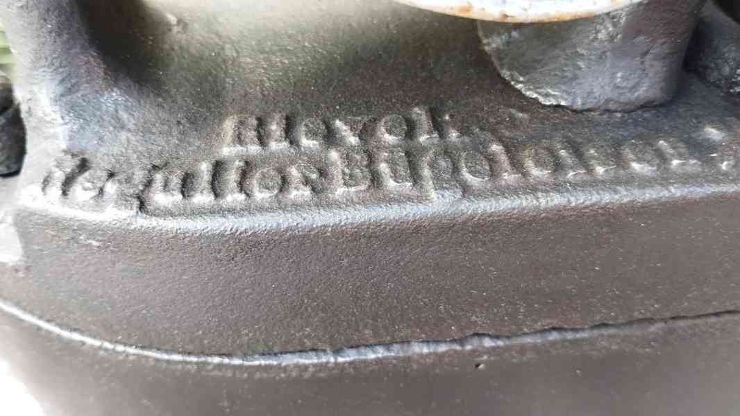 Obrovská komínová velmi stará sbírková žehlička D.R.G.M. - foto 2