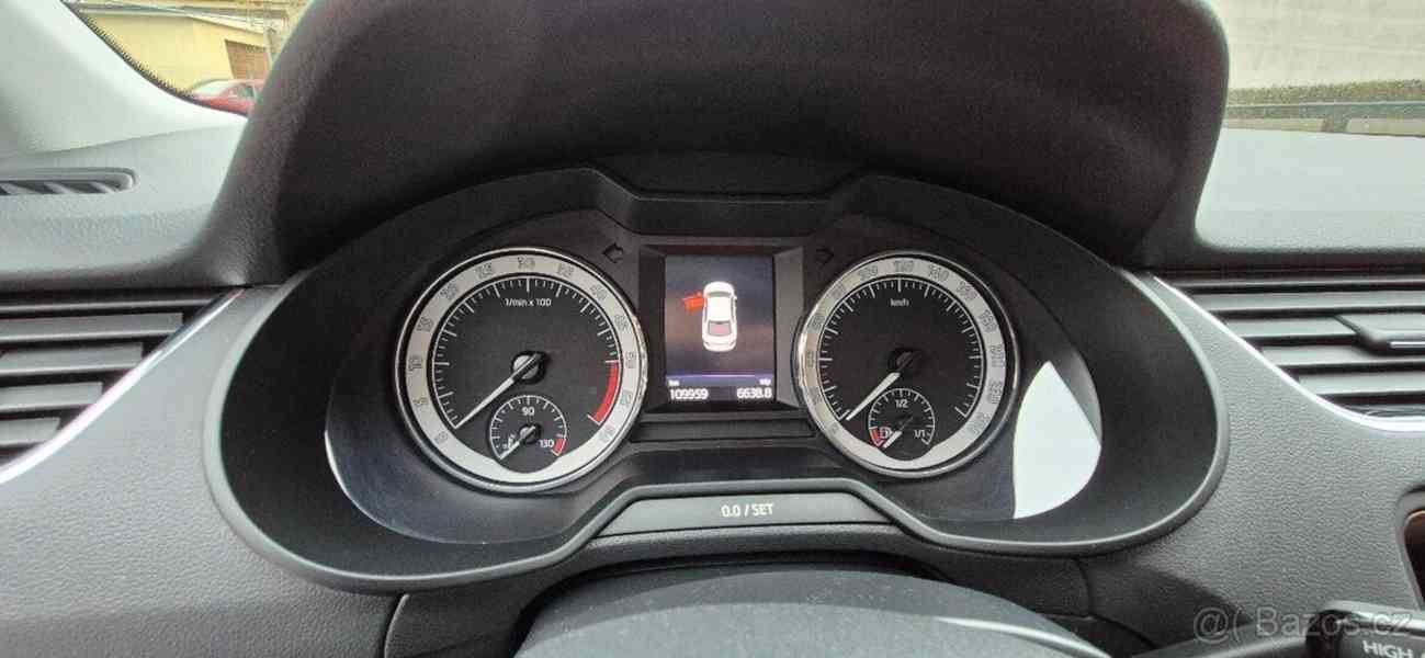 Škoda Octavia 2,0   III TDI 110kW DSG Style - foto 3