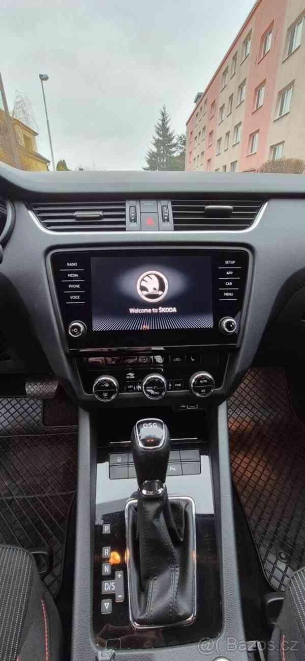 Škoda Octavia 2,0   III TDI 110kW DSG Style - foto 10