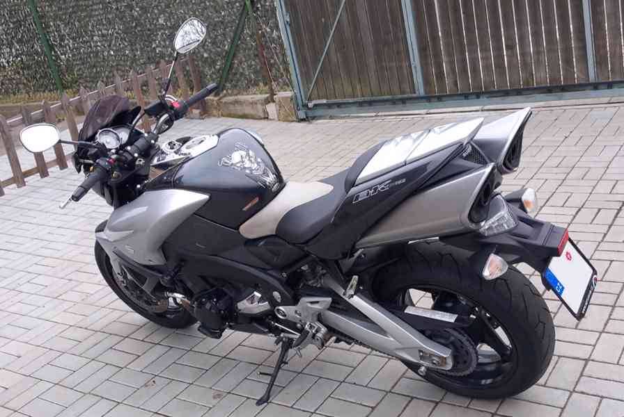 Prodám motocykl Suzuki GSX 1300 B-King - foto 5