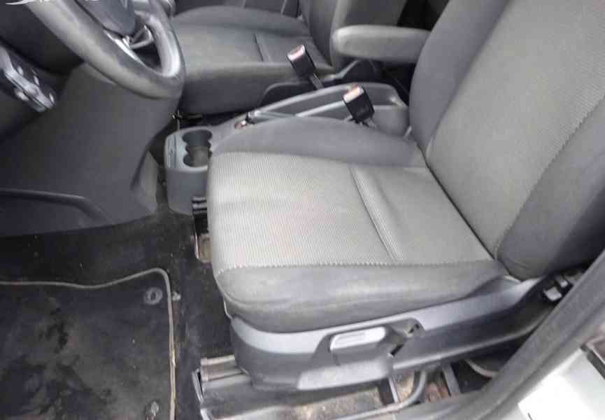 Ford C-Max 1.6i r.v.2010 (74 kw) 1.Majitel Koupeno v ČR - foto 15