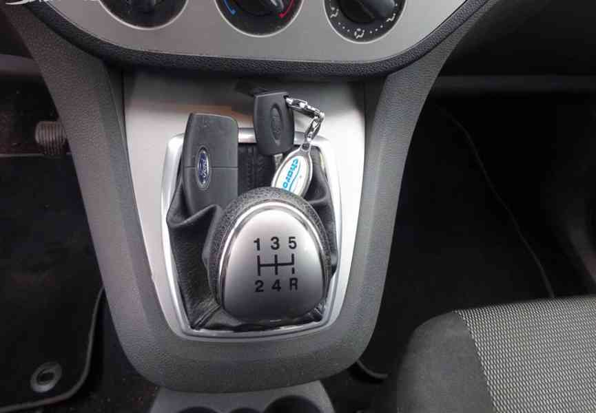 Ford C-Max 1.6i r.v.2010 (74 kw) 1.Majitel Koupeno v ČR - foto 14