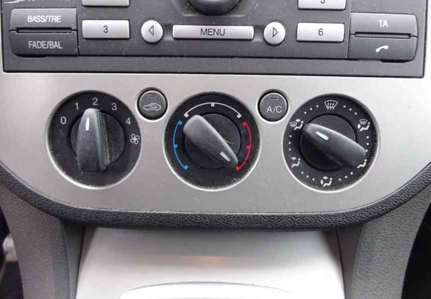 Ford C-Max 1.6i r.v.2010 (74 kw) 1.Majitel Koupeno v ČR - foto 13