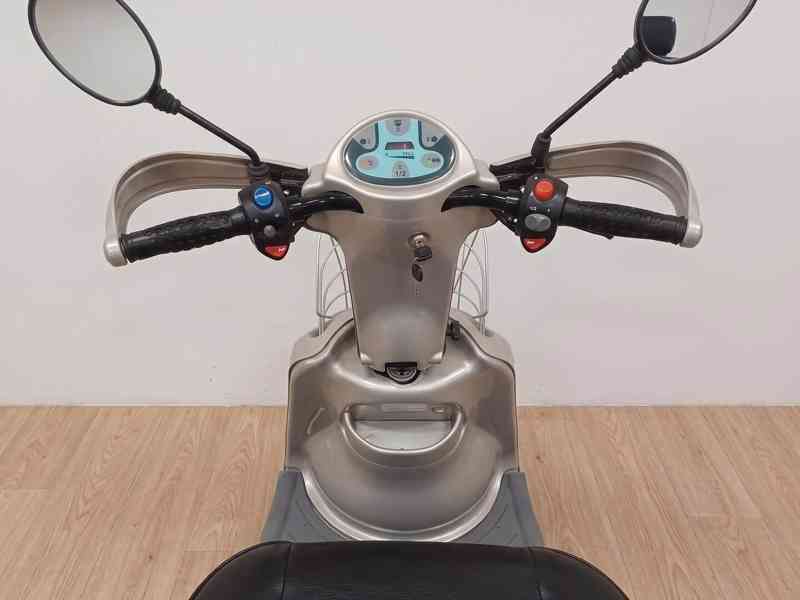 Elektrický skútr pro seniory Afikim Breeze 3 - foto 4