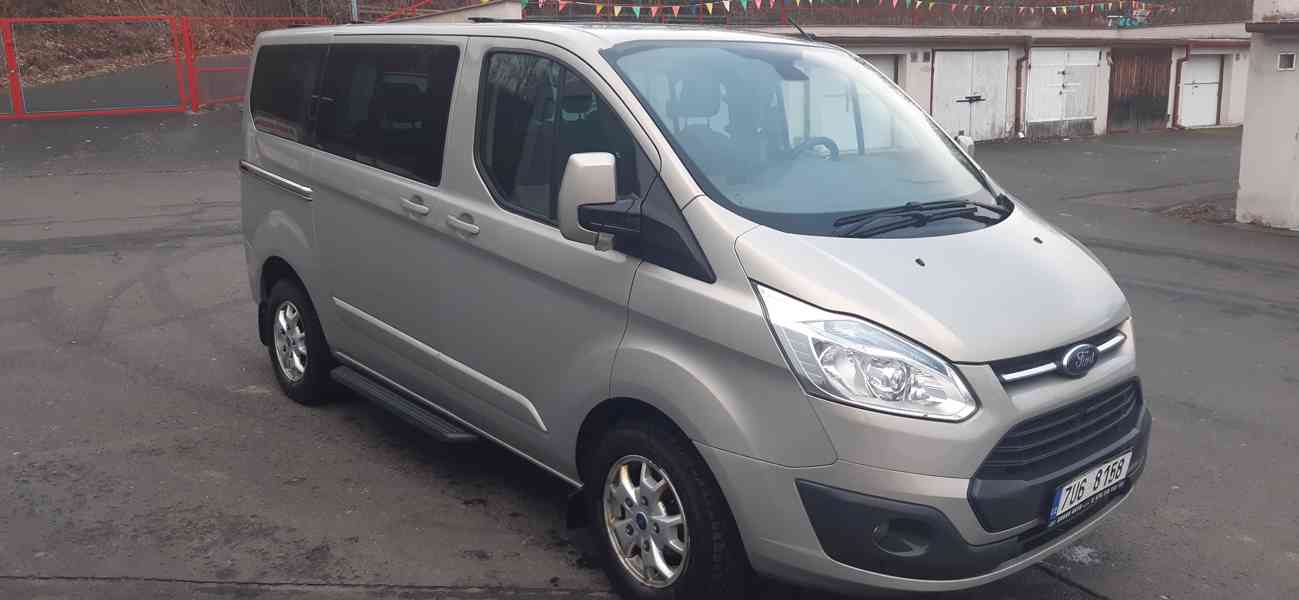 Ford Tourneo Custom 2,2 TDCI - foto 3