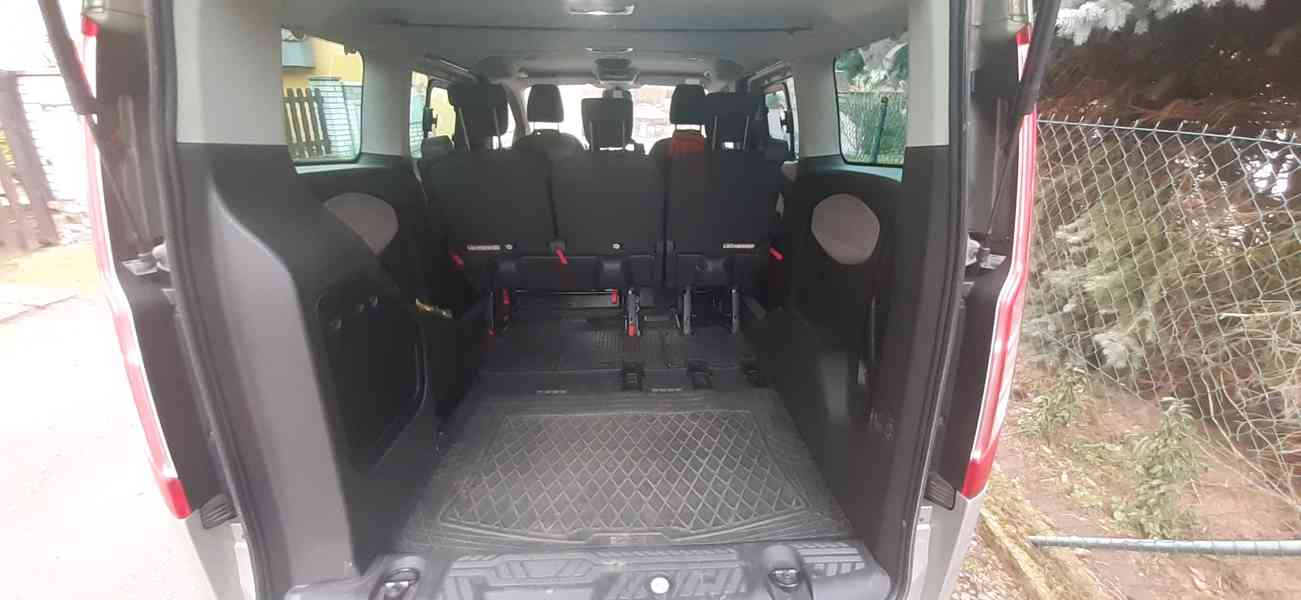 Ford Tourneo Custom 2,2 TDCI - foto 11