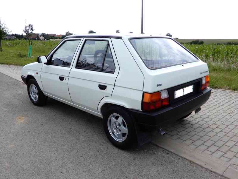 Škoda Favorit 135L, 1990, najeto 26.000km - foto 7