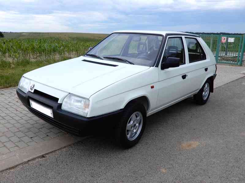 Škoda Favorit 135L, 1990, najeto 26.000km - foto 3