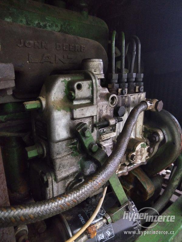 traktor s čelním nakladačem - foto 5