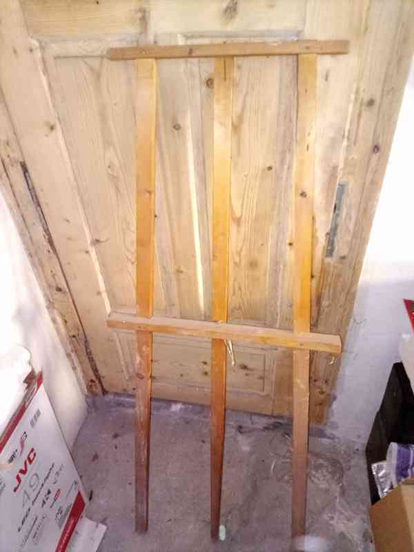 Malířský stojan dřevěný  - foto 1