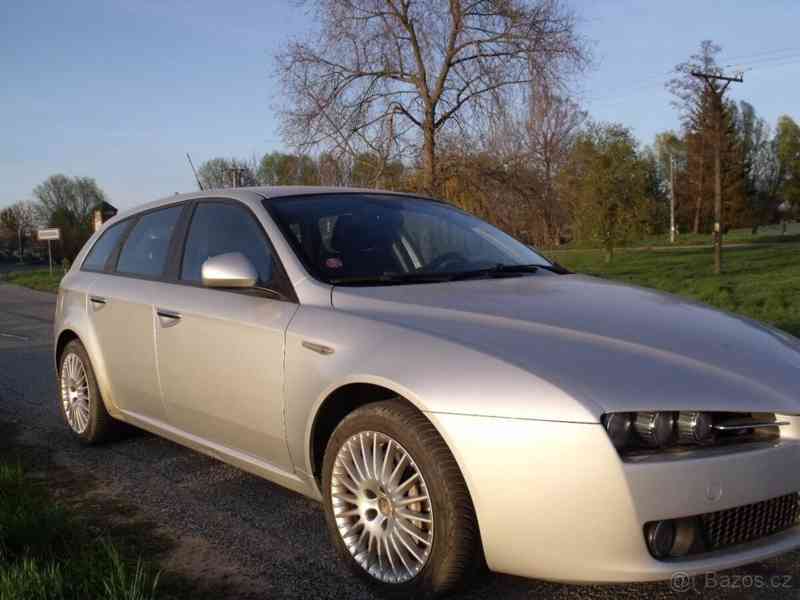 Alfa Romeo 159 2,4 - foto 3