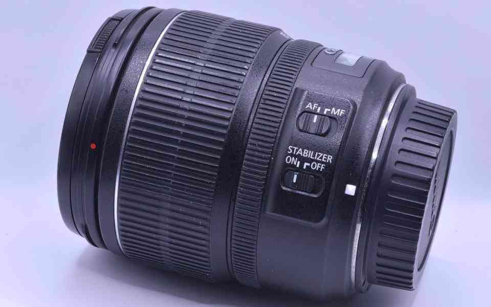 Canon EF-S 15-85mm f/3.5-5.6 IS USM - foto 8