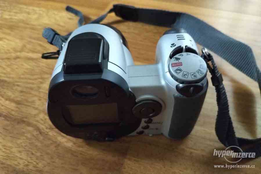 Digitalni fotak Konica Minolta DiMage Z3