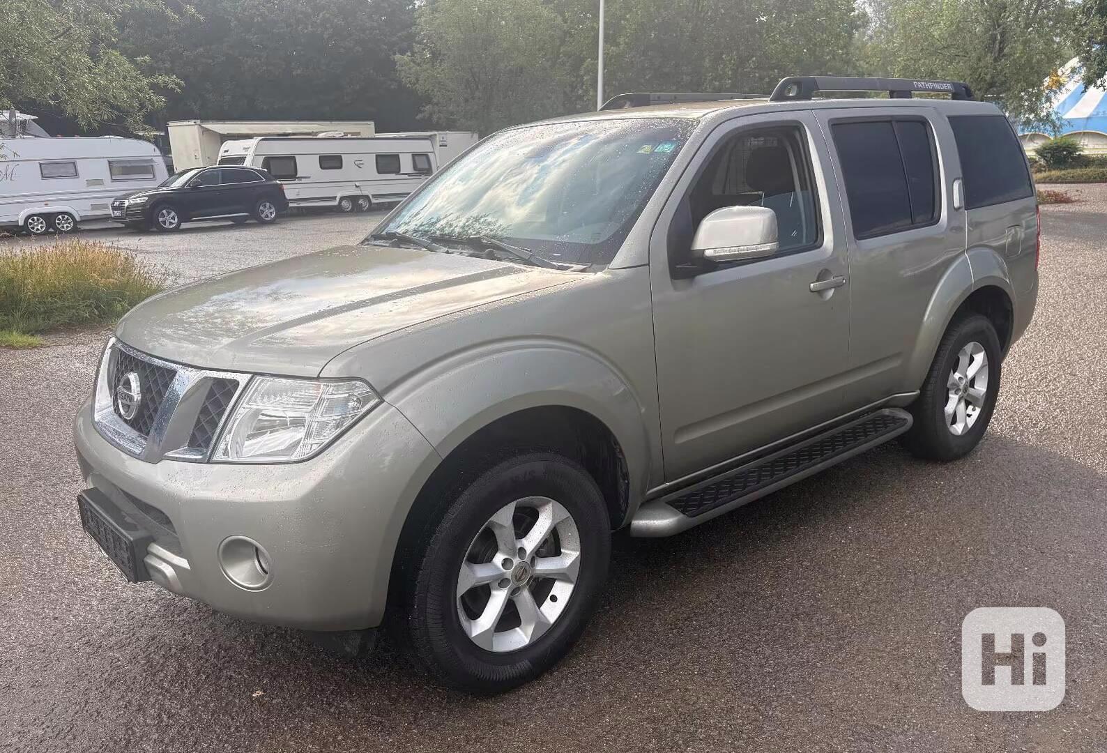 Nissan Pathfinder 2.5DCi 4x4 AUT. 140kw - foto 1