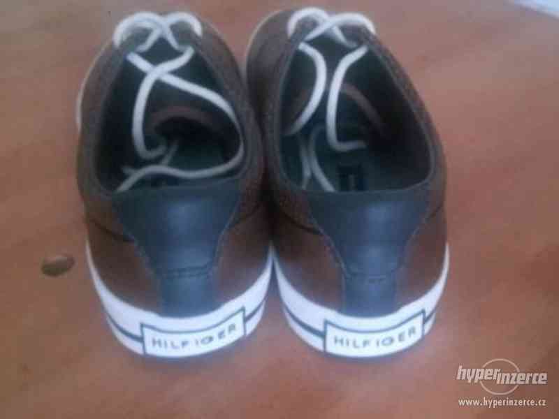 Tenisky Tommy Hilfiger vel. 40,5 - foto 3