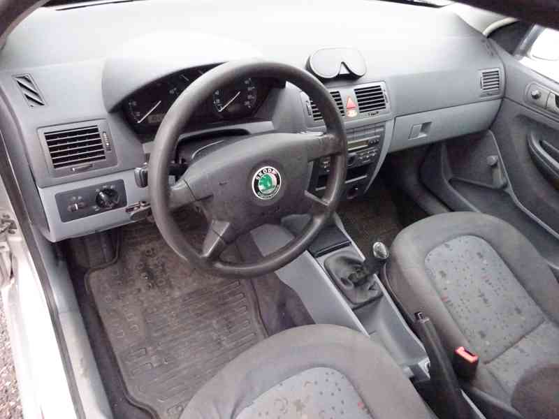 Škoda Fabia 1.9 SDI Combi r.v.2001 (STK:12/2025) - foto 5