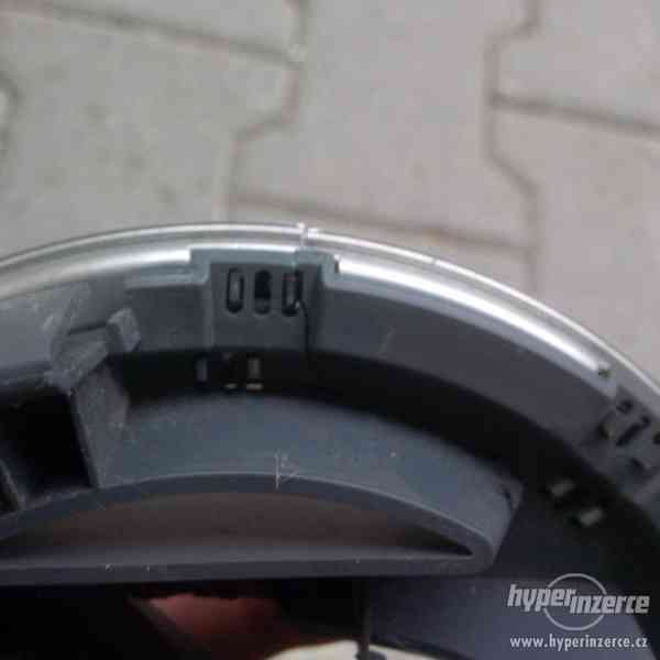 znak vw passat b6 cc golf V jetta 1k5853600 - foto 12