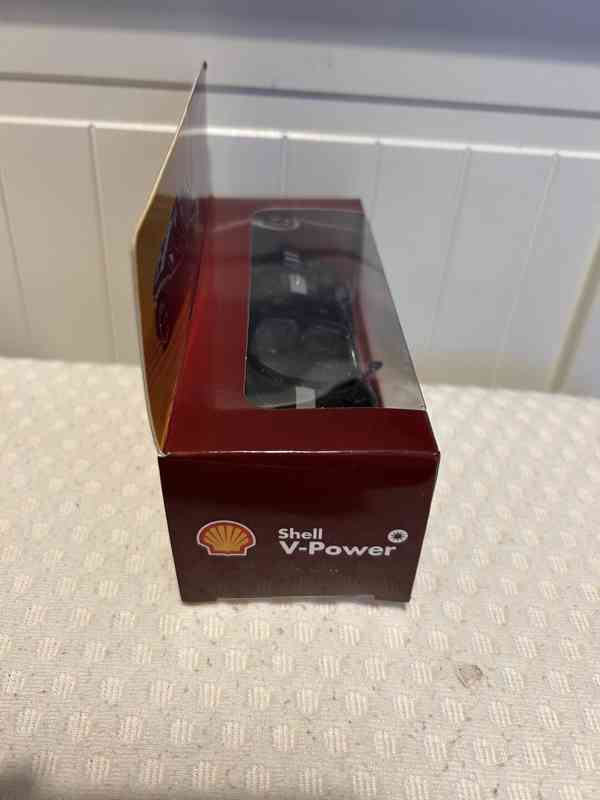 Model Ferrari SF90 Spider černý nový model - foto 4