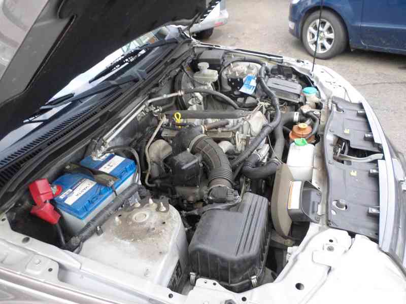 Suzuki Grand Vitara1.6i City benzín 78kw - foto 22