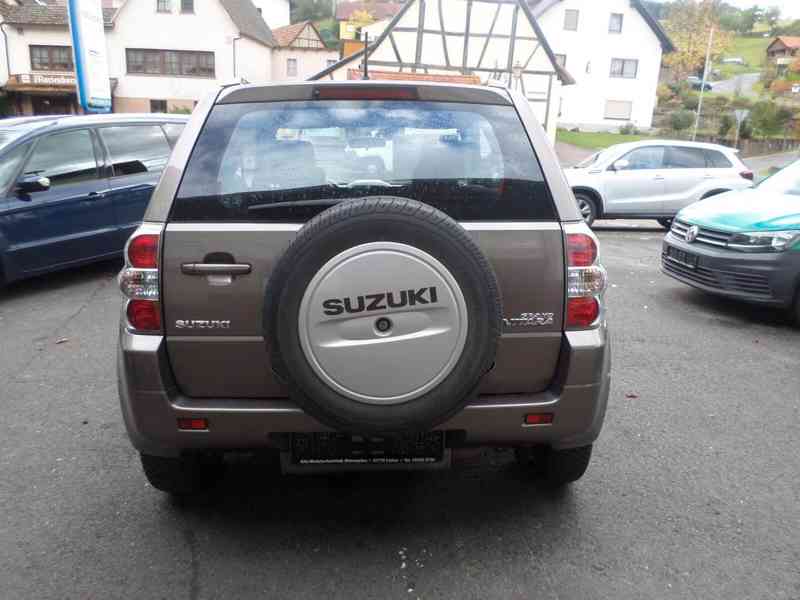 Suzuki Grand Vitara1.6i City benzín 78kw - foto 13