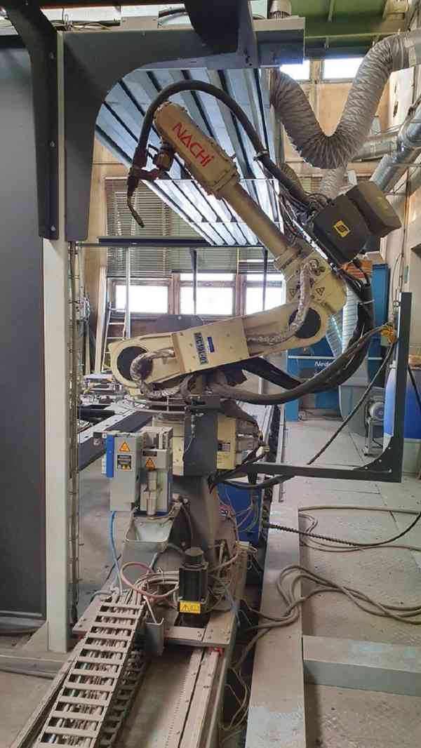 Robotizované svařovací pracoviště NACHI MC10L-01 - foto 1