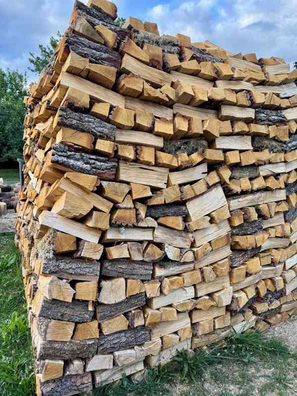 Prodáme štípané dubové palivové dříví - foto 2