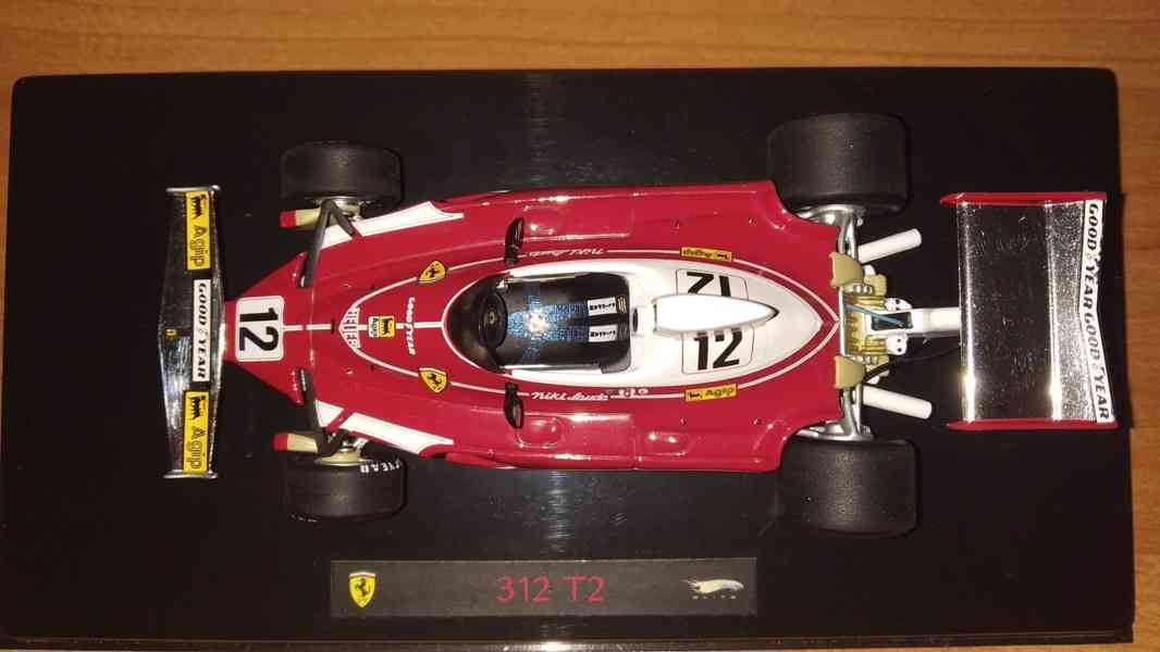 F1 Ferrari 312T #12 Niki Lauda 1975 Hot Wheels Elite 1:43 - foto 2