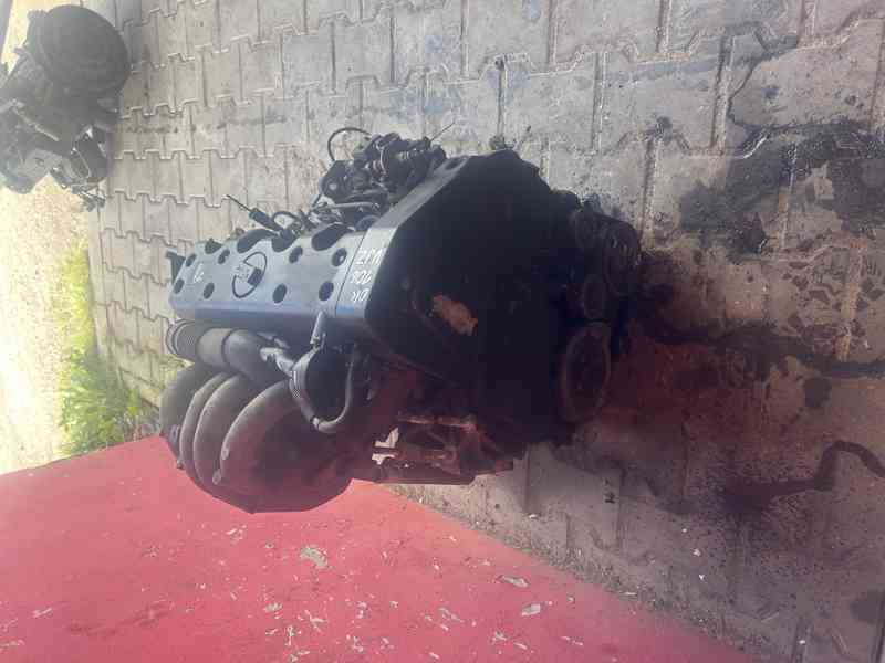 Motor 1,5D VJZ (VJY) 43KW Peugeot 106 Citroen Saxo - foto 2