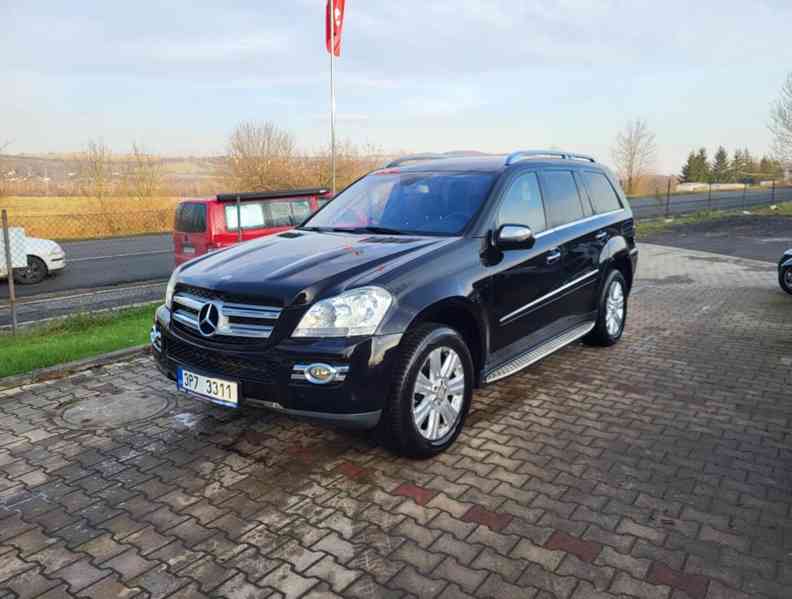 Mercedes GL 500 4Mattic,5,5 V8 čr - foto 1