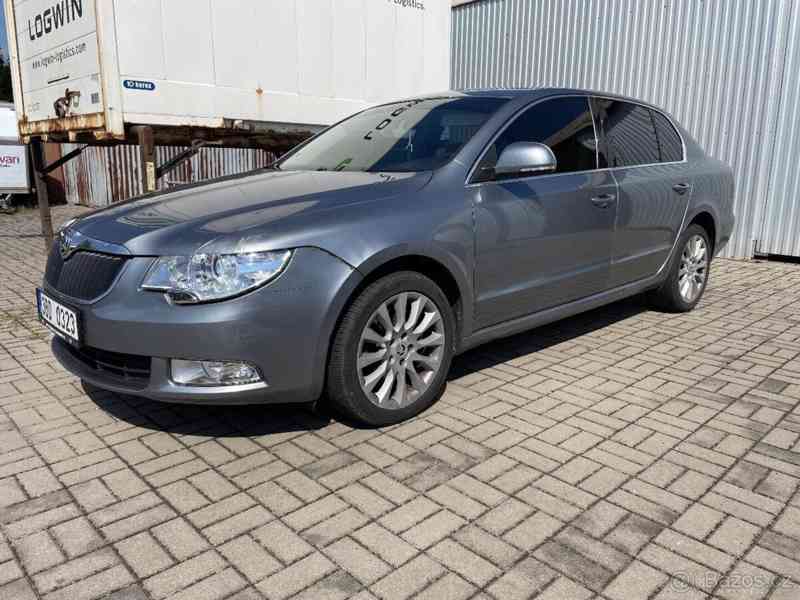 Škoda Superb 2,0 2 - foto 1