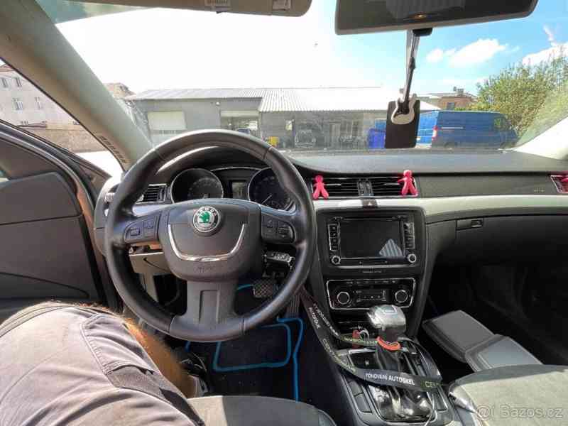 Škoda Superb 2,0   2 - foto 4