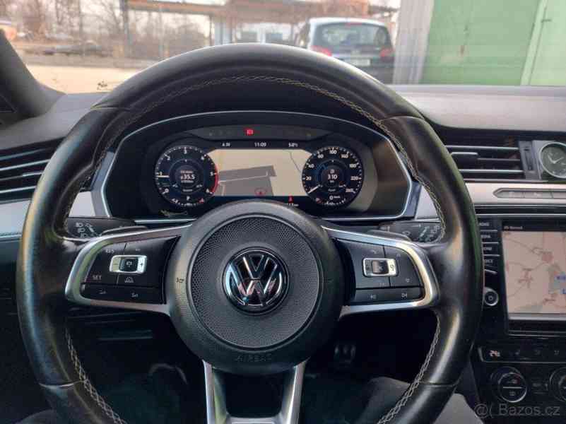 Volkswagen Passat R-line 4x4 176 kW - foto 8