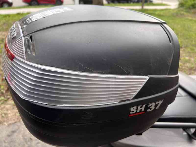 Skútr Gilera GP 800 (2011) Malossi - foto 10