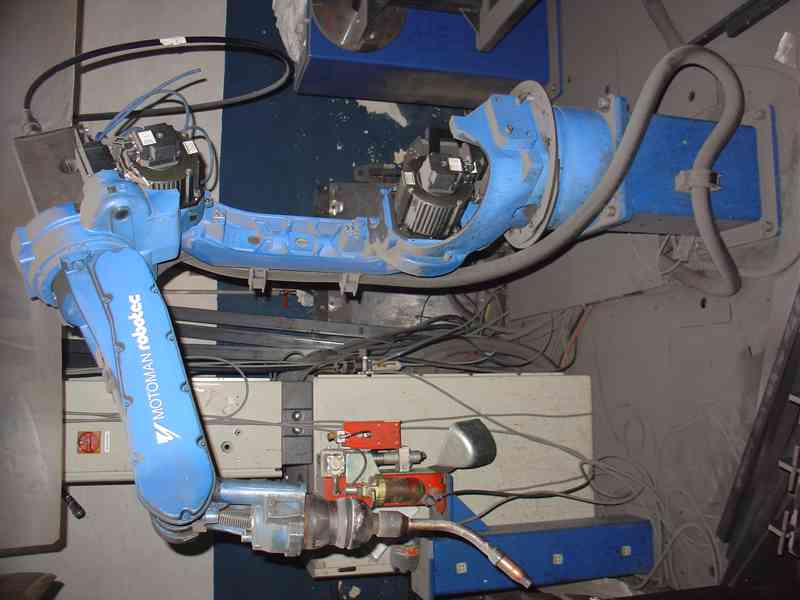 Použité svařovací robotizované pracoviště Motoman EA 1400N - foto 1
