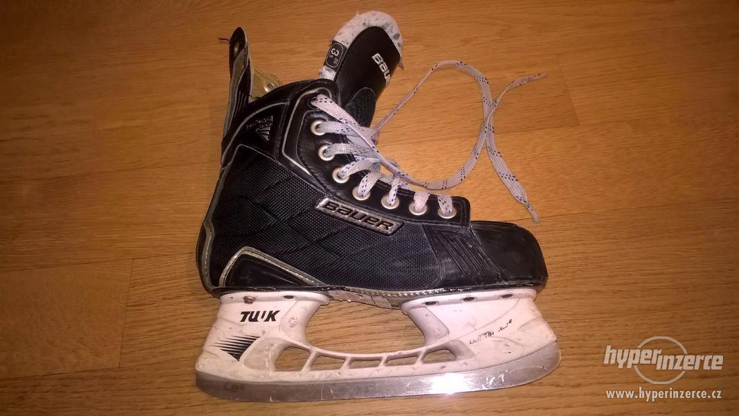 Juniorské hokej. brusle BAUER Nexus 800 Jr vel. EUR 36,5 EE - foto 1