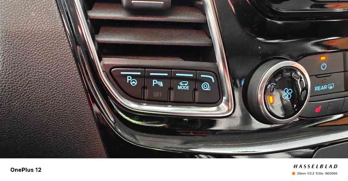 Ford Tournero Custom - foto 9