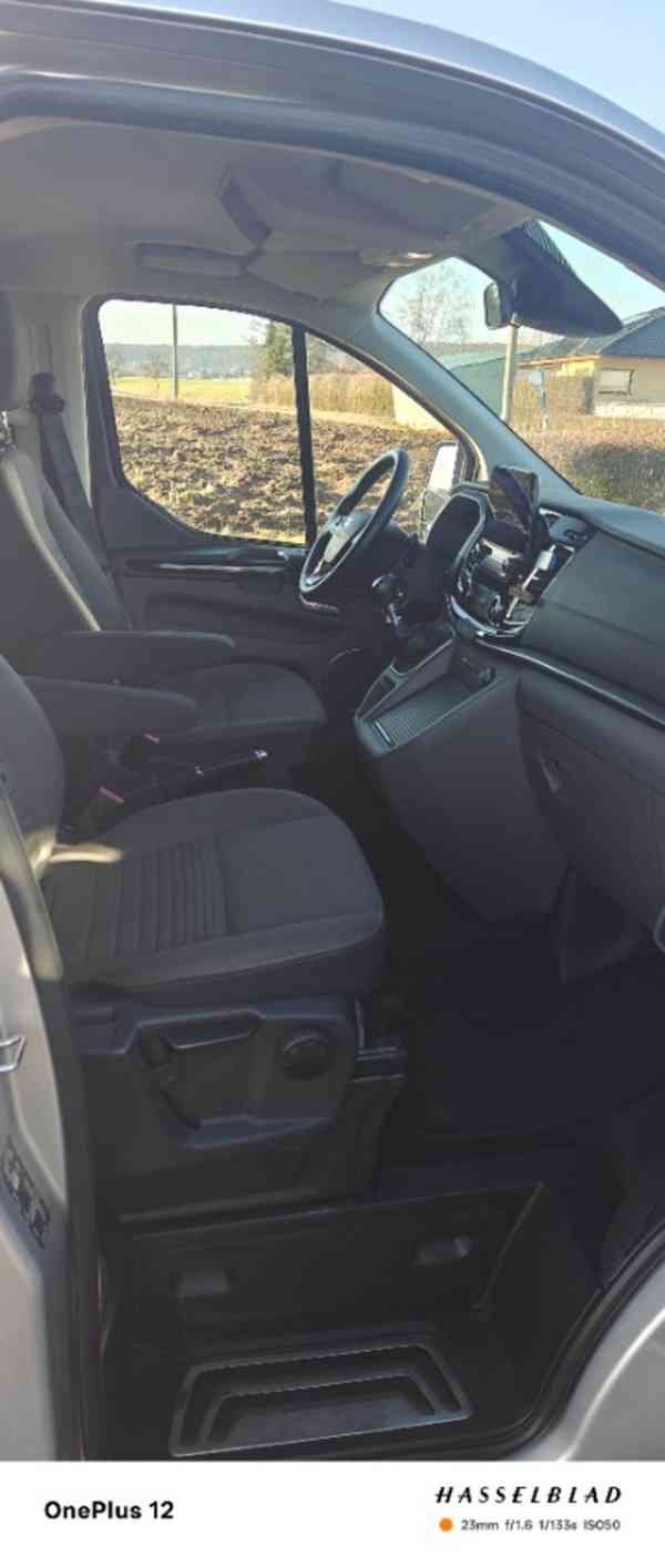 Ford Tournero Custom - foto 4