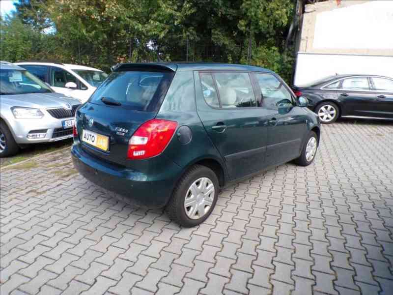 Škoda Fabia 1,6 16V AUTOMAT - foto 3