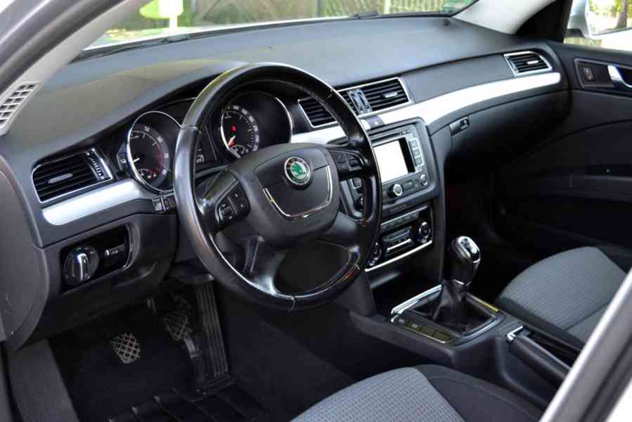 Škoda Superb 1.4 TSI 92kW Ambition kombi - foto 7