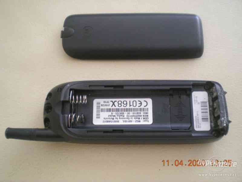 Motorola d520 - mobilní telefony z r.1999 - foto 16