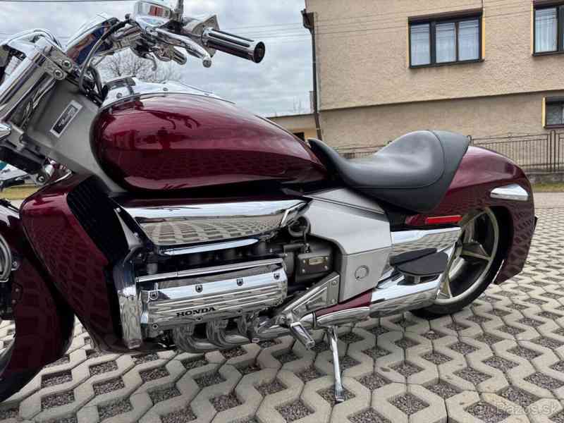 Honda NRX 1800 RUNE - foto 9
