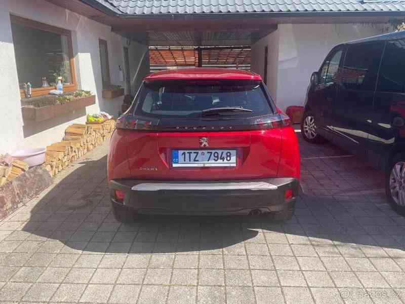 Peugeot 2008 1,2 - foto 2