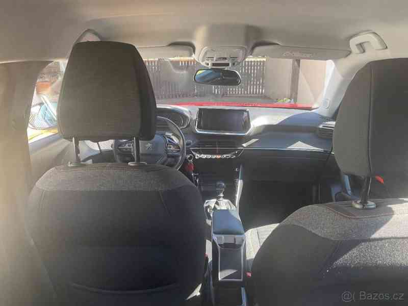 Peugeot 2008 1,2 - foto 3
