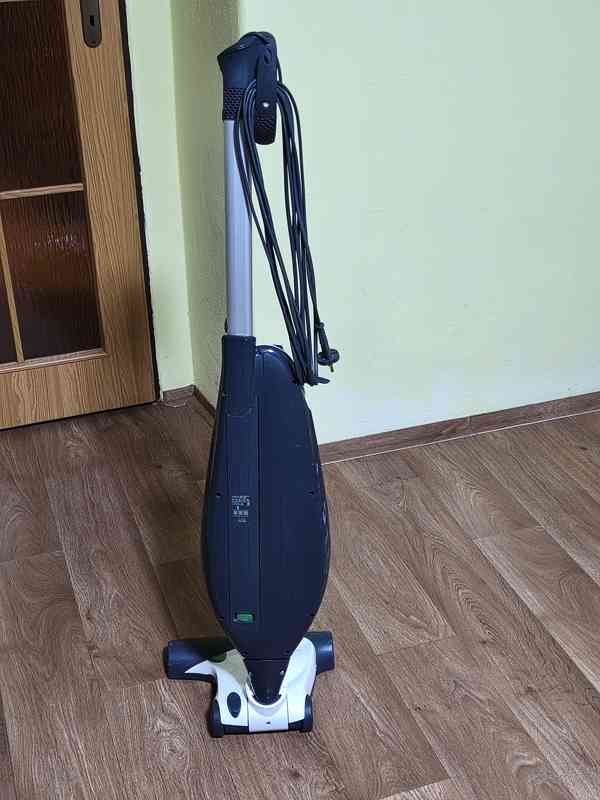 Prodám Vysavač VORWERK KOBOLD VK 150 s elektronickou klepaci - foto 4