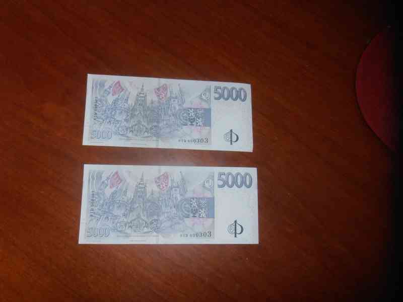 bankovka 5000-čísla 303