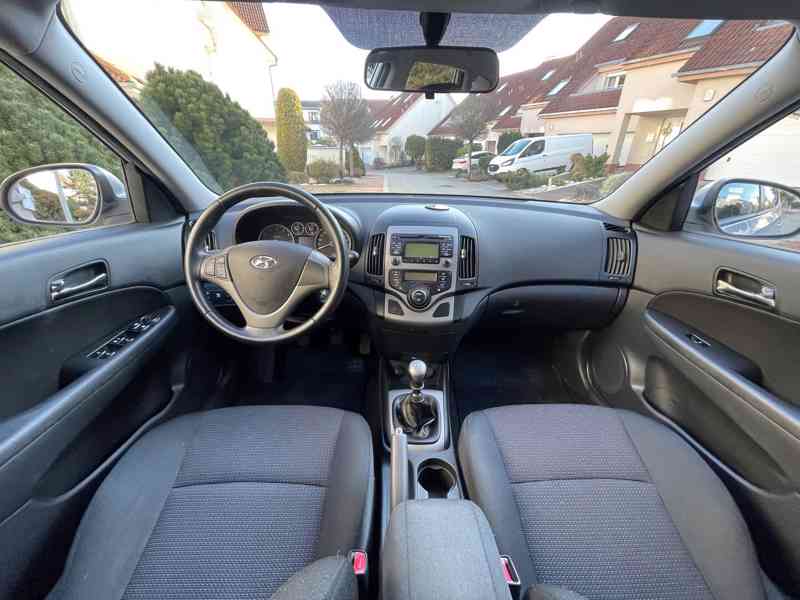 HYUNDAI I30, 1.4 BENZIN, 80 kW, 2.majitel, 108 tis. km!!! - foto 11