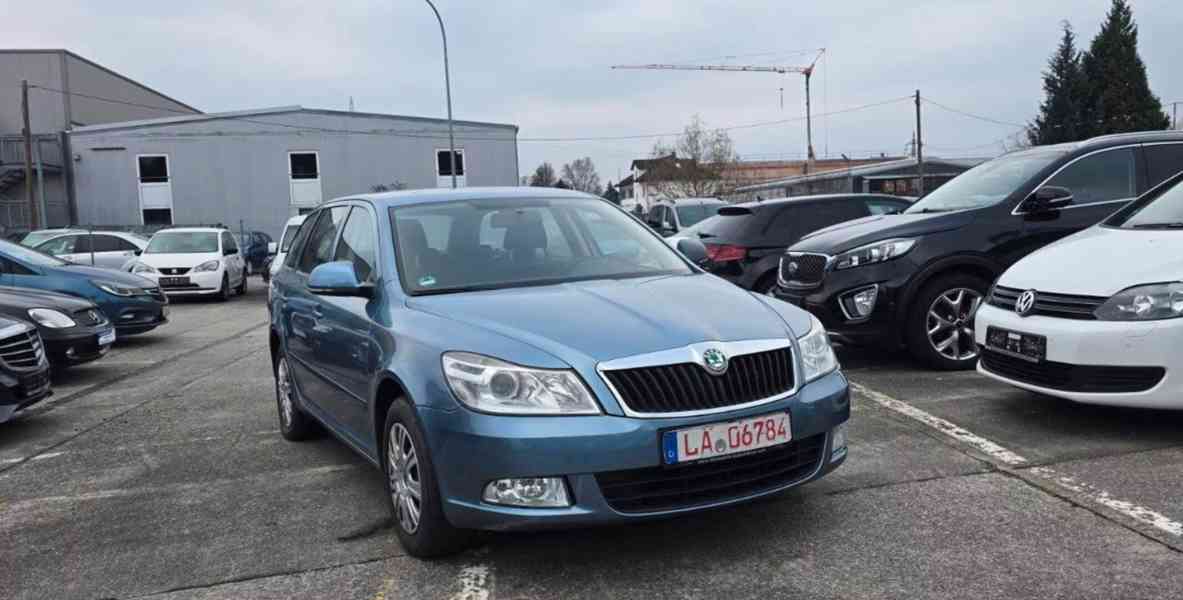 Škoda Octavia 1,6TDI Combi Ambiente 77kw - foto 10