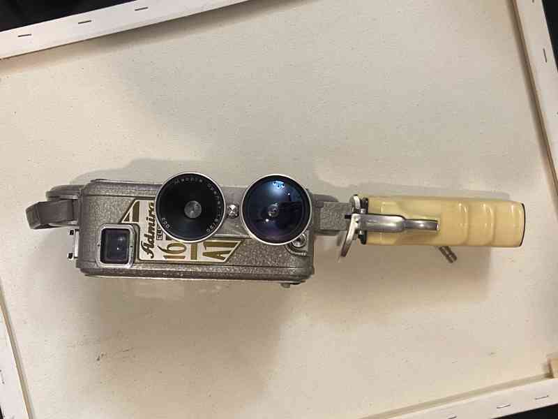 Filmová kamera Meopta Admira 16 Electric + objektivy Largor  - foto 3