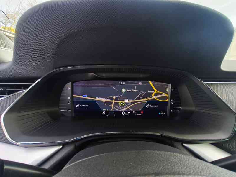 Octavia 4 Combi 2.0 TDi Virtual NAVI Full LED Keyles DPH - foto 13